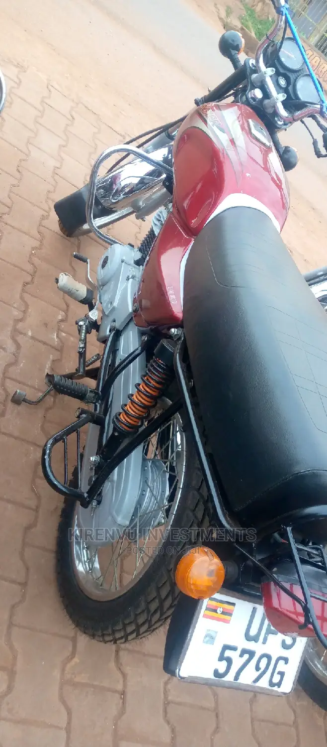 Bajaj Boxer BM100ES 2018 Red