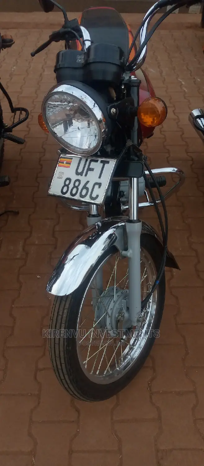 Bajaj Boxer 2018 Red