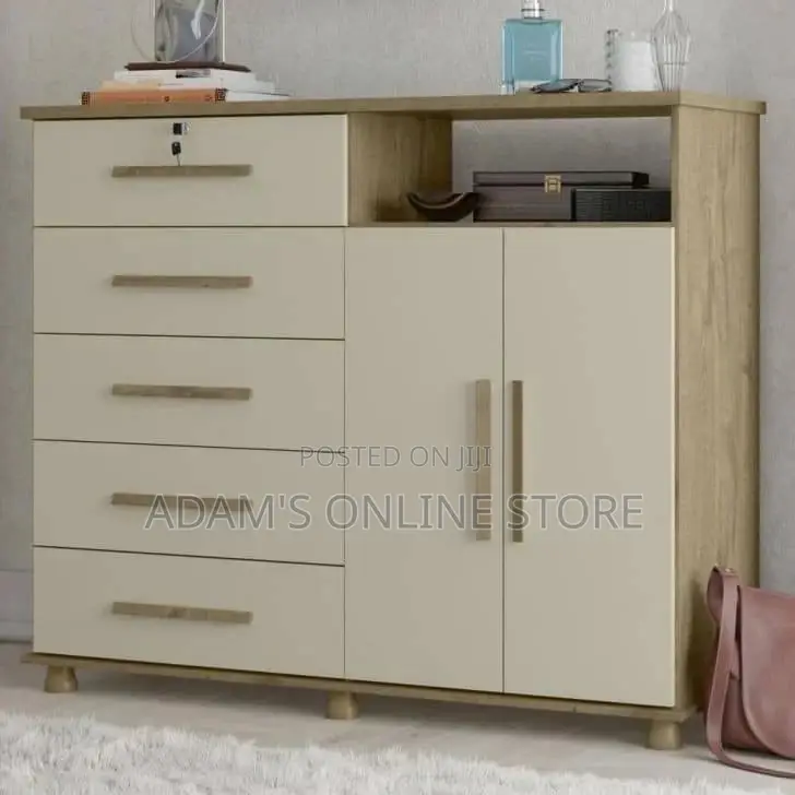 Cheers of Drawers Chest of Drawers