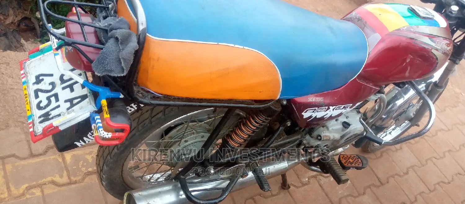 Bajaj Boxer 2018 Red