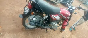TVS HLX 125 2017 Red