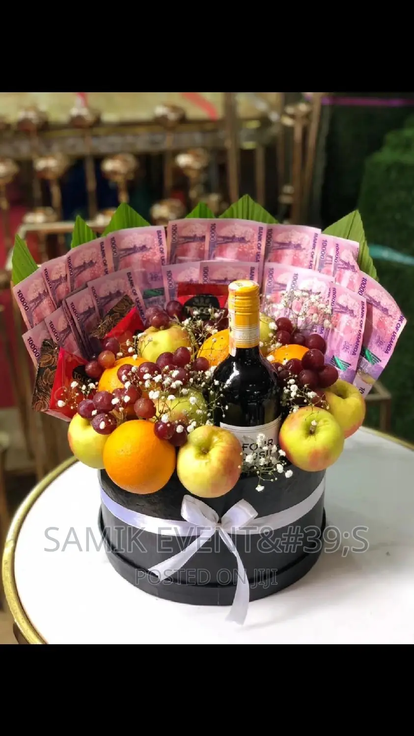Flower Bouquets and Gift Hampers