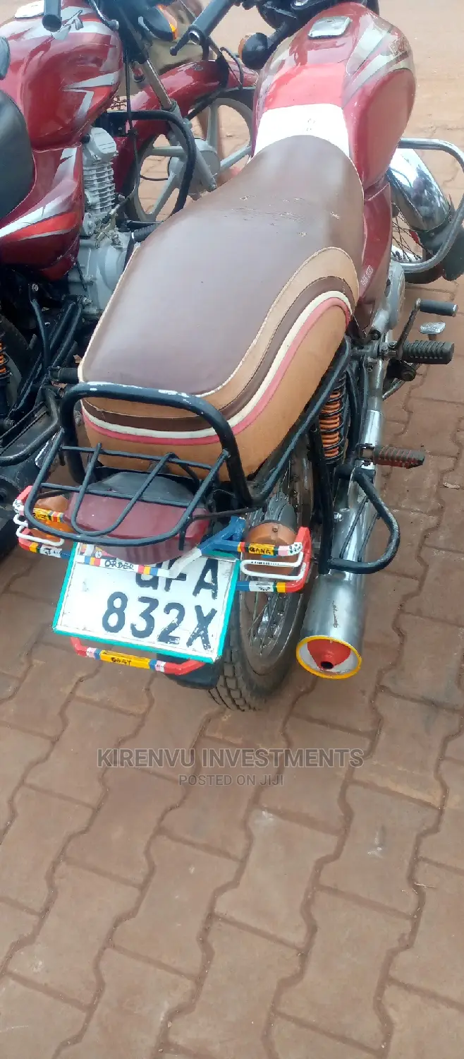 Bajaj Boxer 100 2017 Red