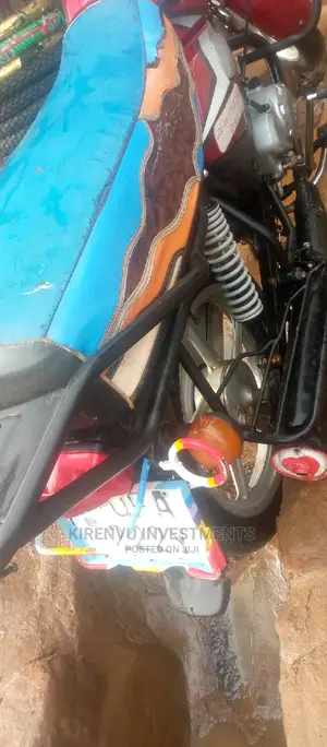TVS HLX Plus ES 2018 Red