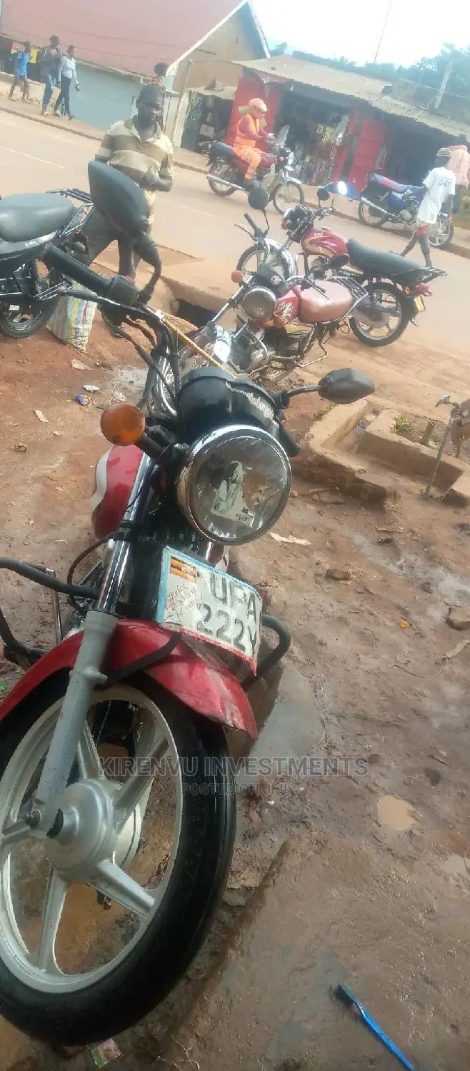 TVS HLX Plus ES 2018 Red