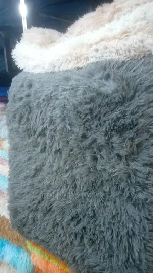 Centre Carpet , Gray