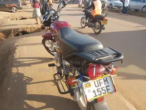New TVS HLX 125 2022 Red
