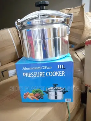 GENERIC 11litres Pressure Cookers \\ Aluminum/28cm.