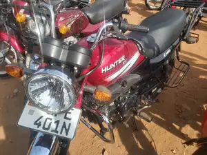 New Hero Hunter 125 2022 Red