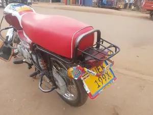 New Bajaj Boxer 100 2017 Red