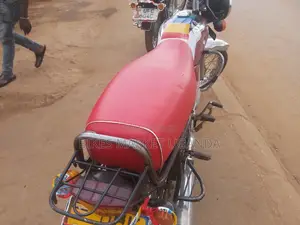 New Bajaj Boxer 100 2017 Red