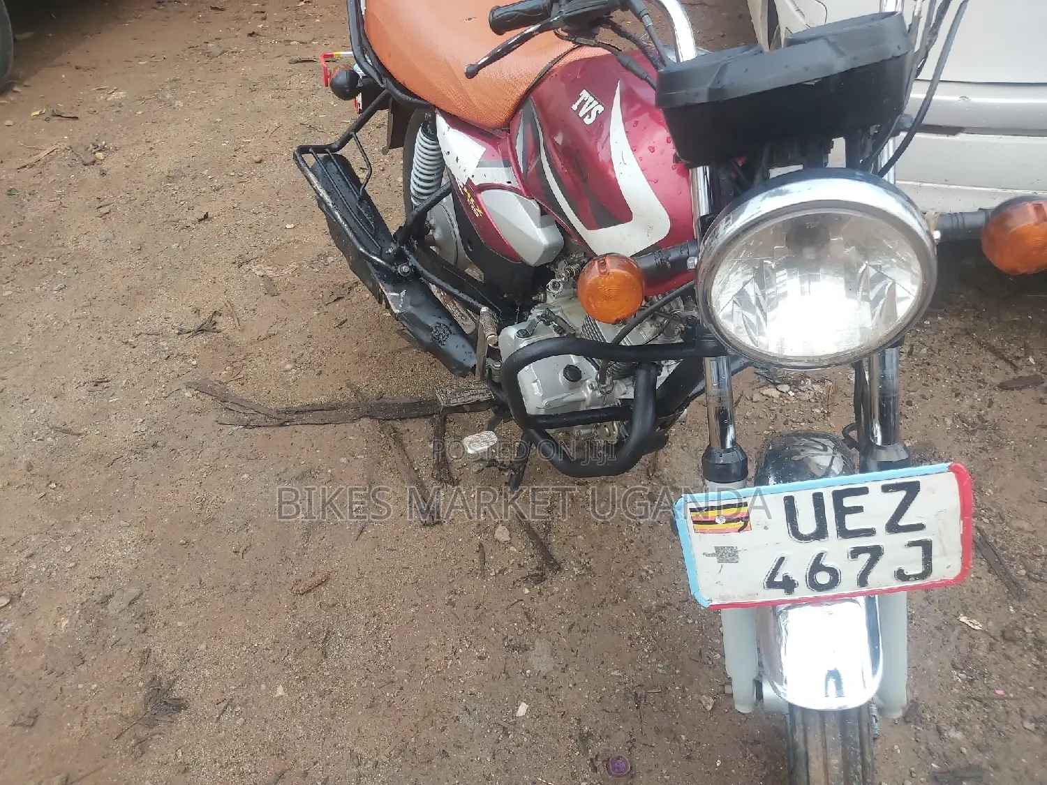 New TVS HLX 125 2018 Red