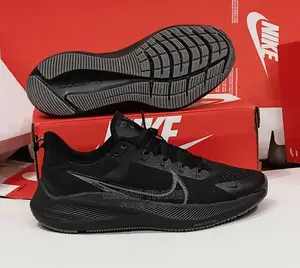Nike Men's Sneakers