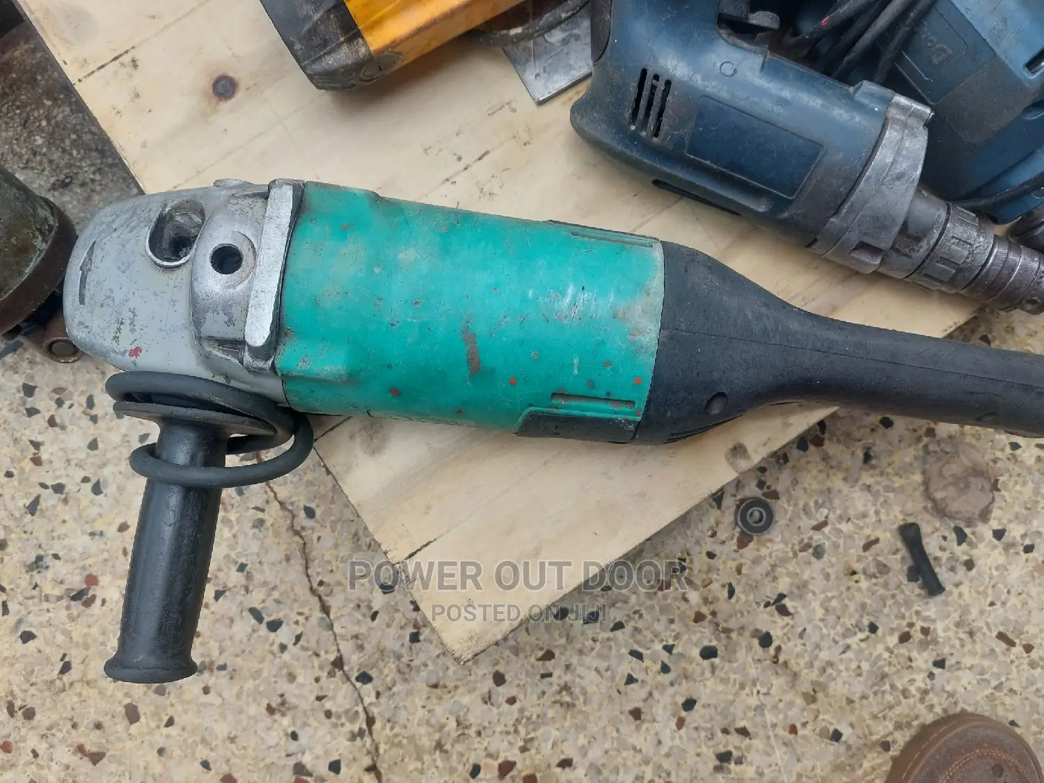 Makita Grinder