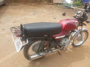 Bajaj Boxer 2018 Red