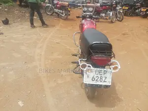 Bajaj Boxer 2018 Red