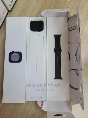 Broken Seal Apple Watch Series 8 45mm Midnight