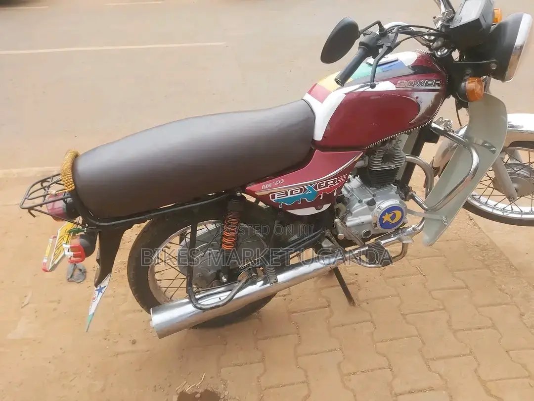 Bajaj Boxer 100 2017 Red