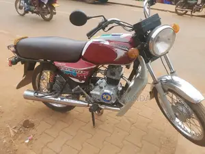 Bajaj Boxer 100 2017 Red