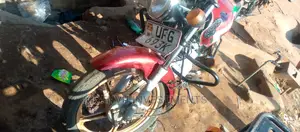 TVS HLX 125 2017 Red