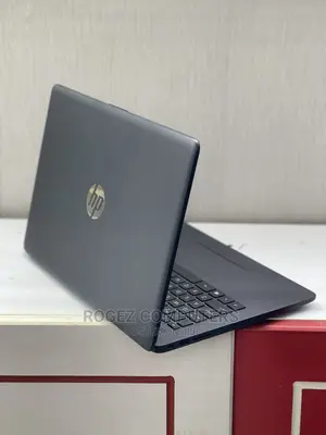 New Laptop HP 240 G7 8GB Intel Core I7 HDD 1T