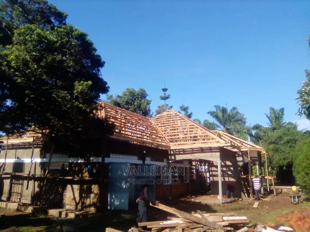 Roofing With Timber