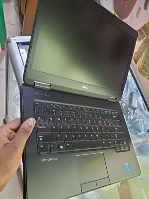Laptop Dell Latitude E5440 4GB Intel Core I5 HDD 500GB