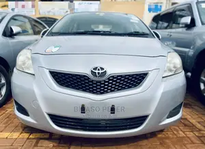 Toyota Belta 2009 Silver