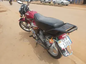 New TVS HLX 125 2023 Red