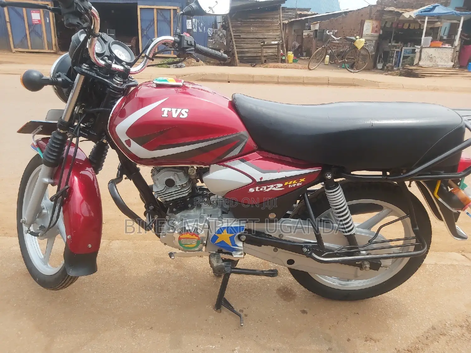 New TVS HLX 125 2023 Red
