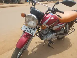 New TVS HLX 125 2019 Red