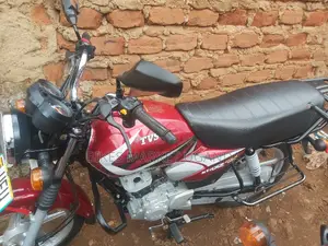 New TVS HLX 125 2023 Red