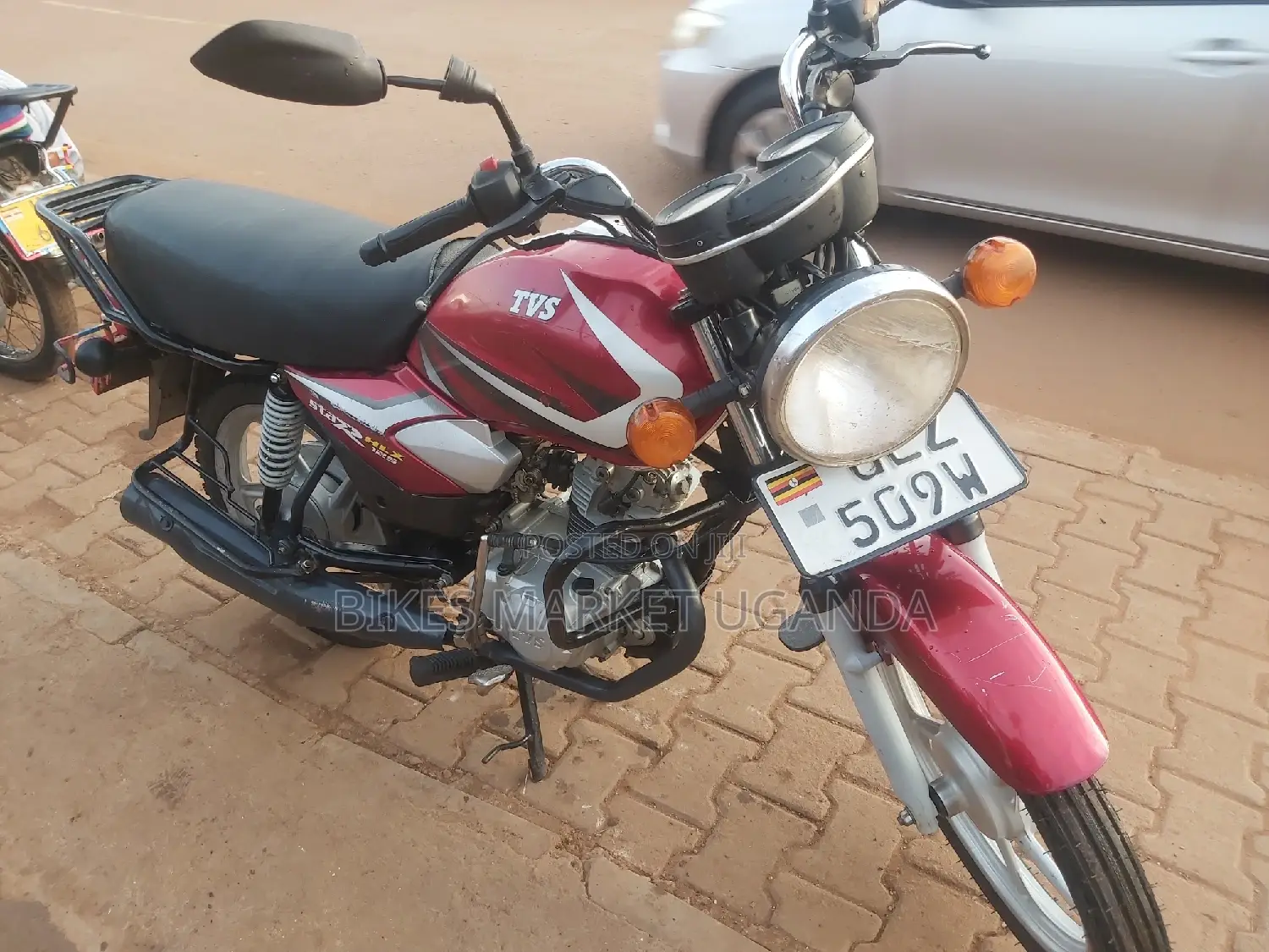 New TVS HLX 125 2018 Red