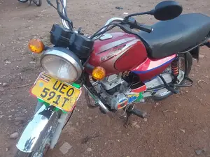 Bajaj Boxer 100 2018 Red