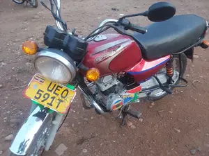 Bajaj Boxer 100 2018 Red