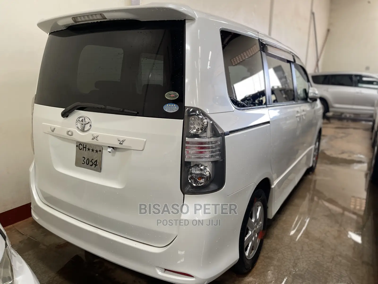 Toyota Voxy 2009 White