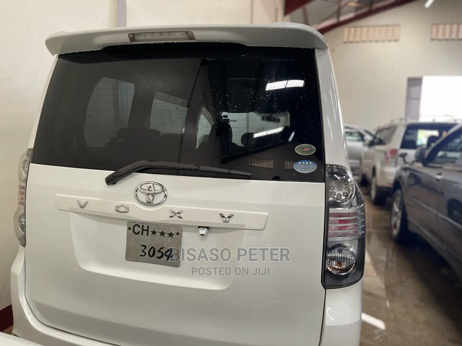 Toyota Voxy 2009 White