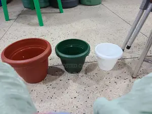 Plastic Flower Pot