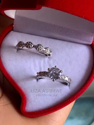 Engagement Rings Available in Size 7 (17)
