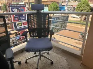 Headrest Office Chair 1