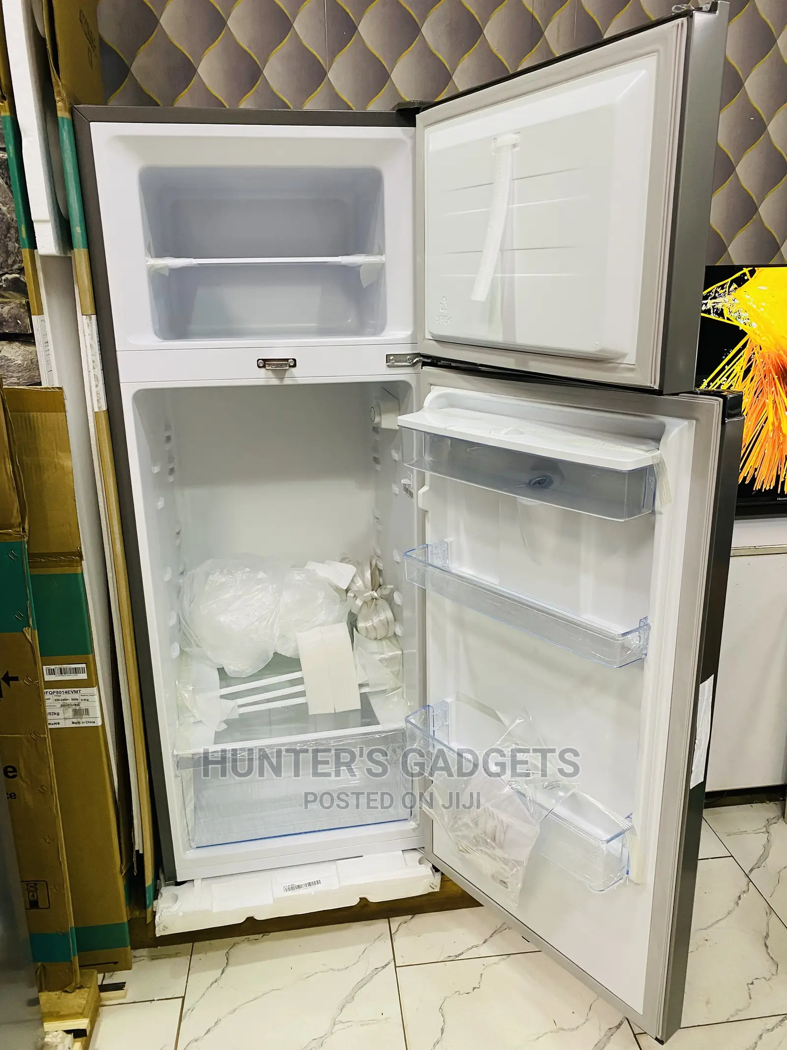 Hisense 270 Liters Double Door With Water Dispenser
