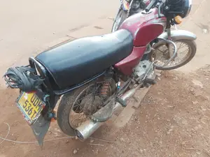 Bajaj Boxer 100 2016 Red