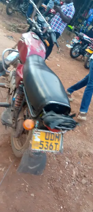 Bajaj Boxer 100 2015 Red