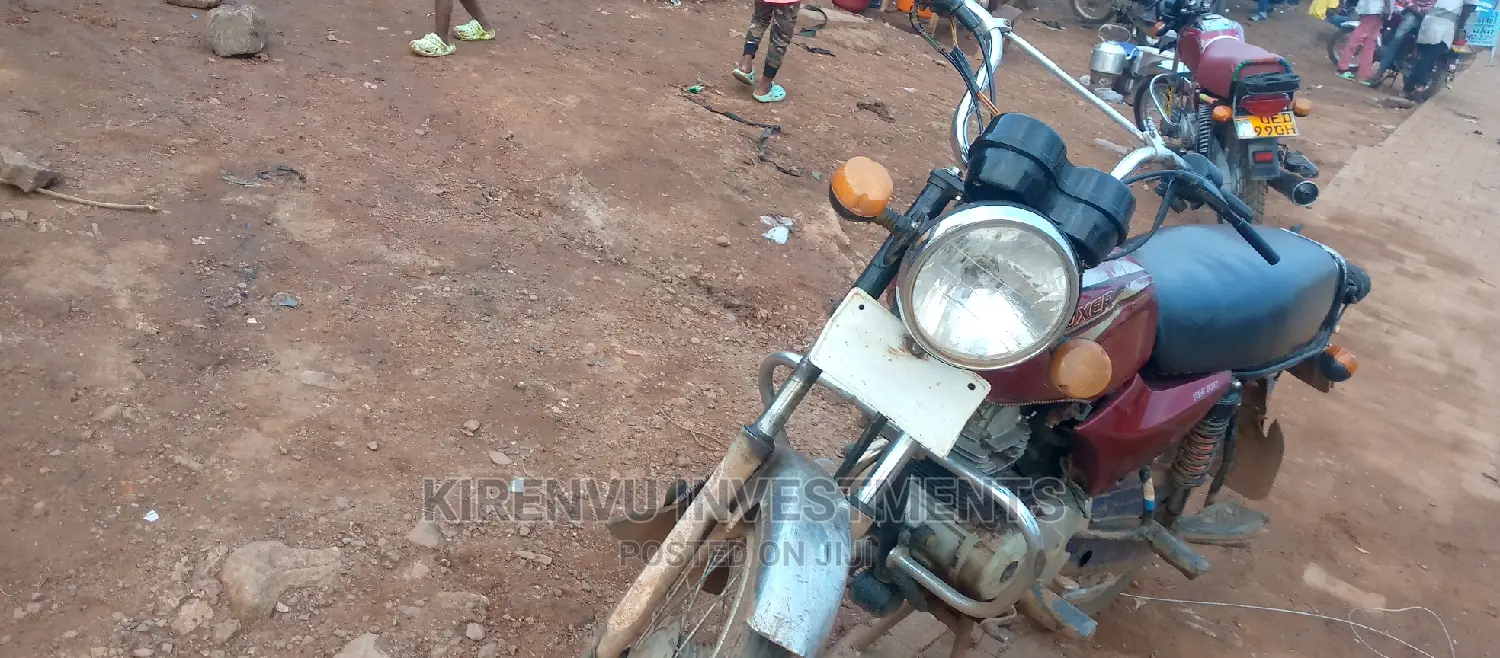 Bajaj Boxer 100 2015 Red
