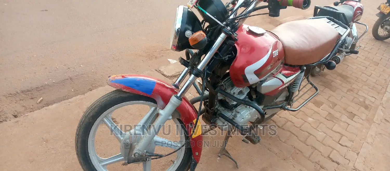 TVS HLX 125 2018 Red
