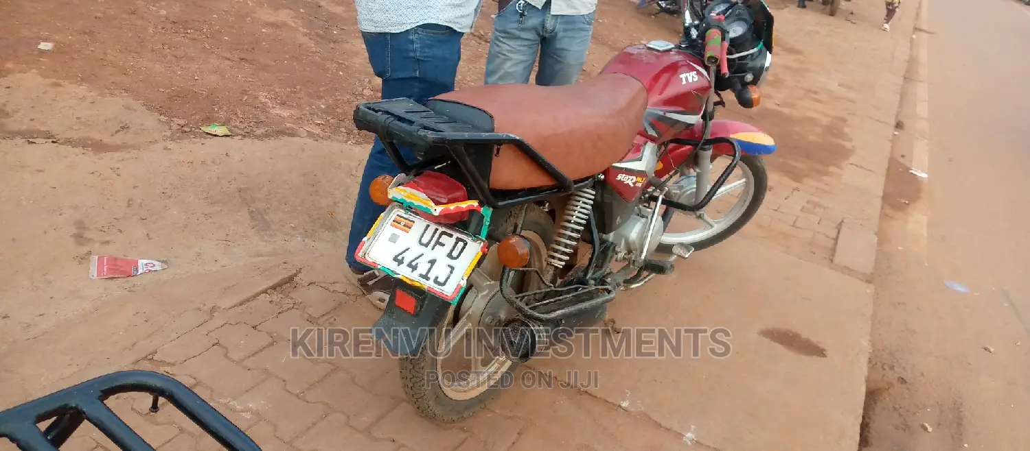 TVS HLX 125 2018 Red
