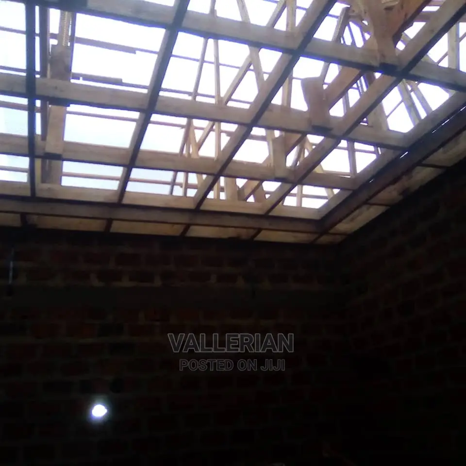 Roofing With Timber