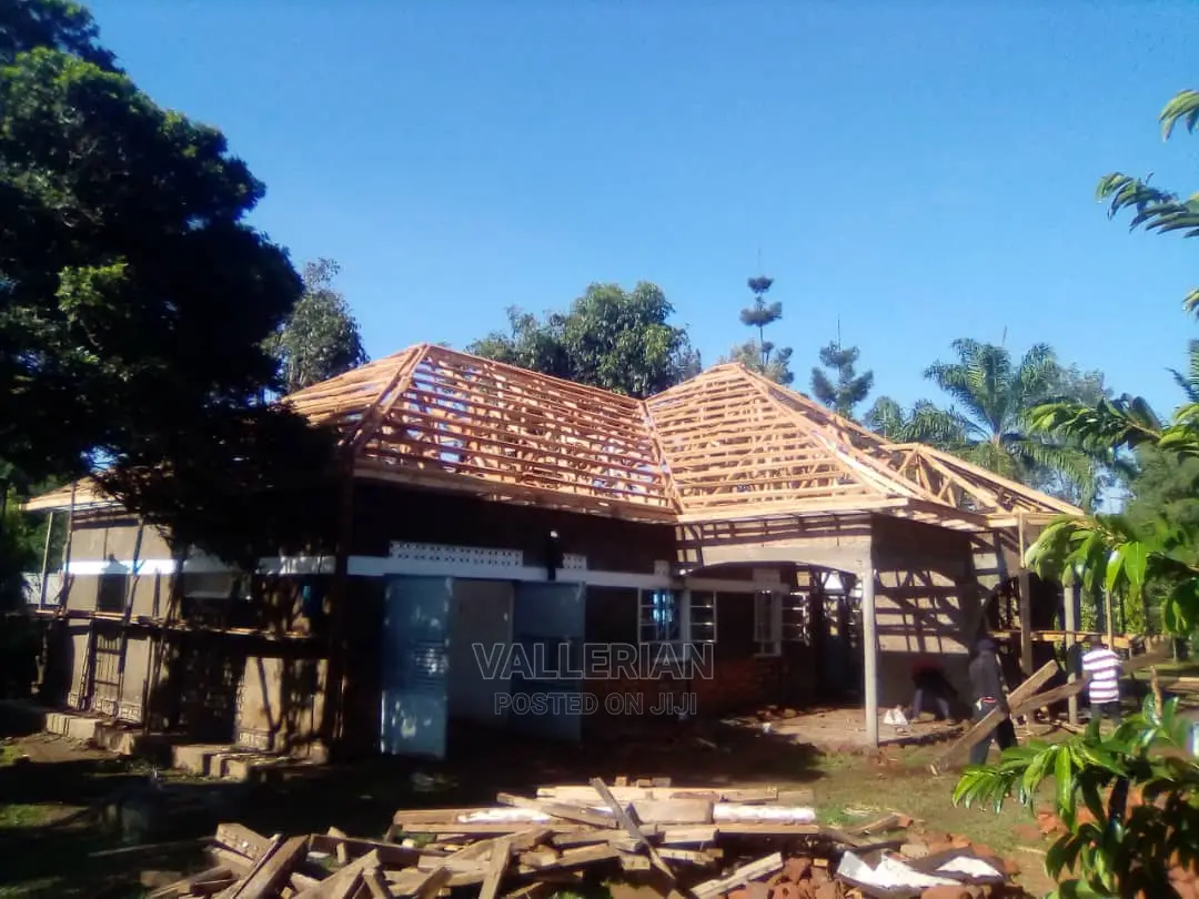 Roofing With Timber