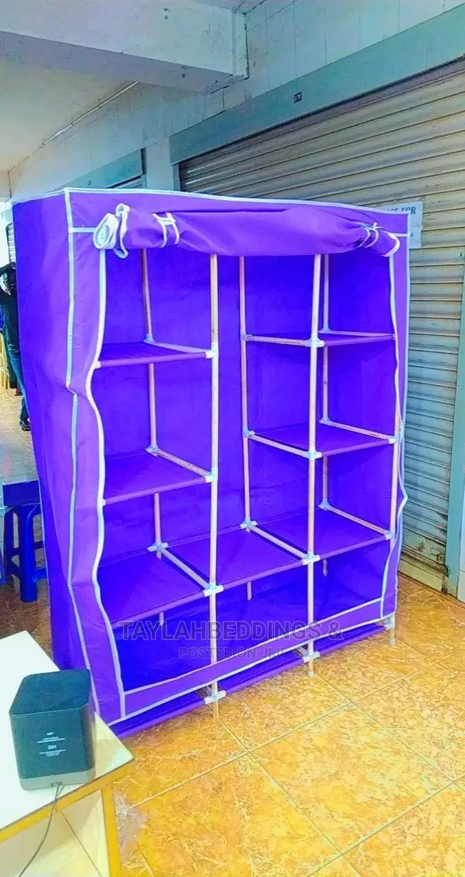 Wood Flame Closet 3colom