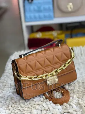 Ladies Classic Handbag - Brown